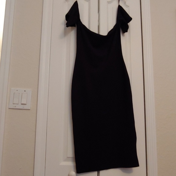 Missguided Dresses & Skirts - Misguided Black Bardot Fitted Dress